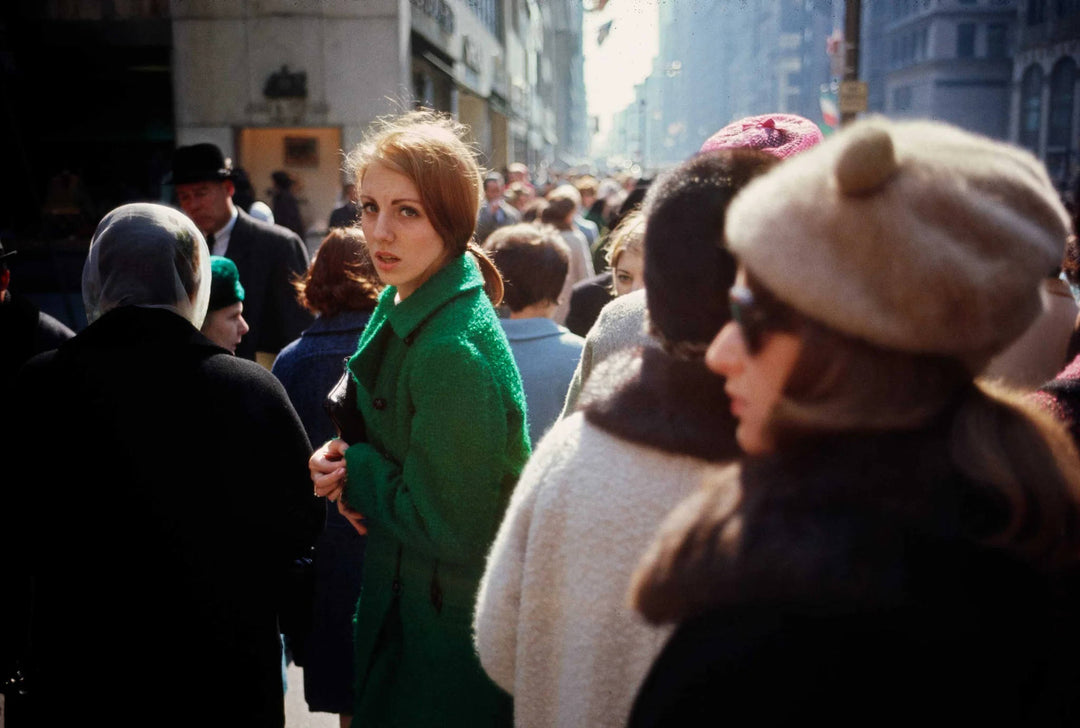 Color by Garry Winogrand - Tipi bookshop