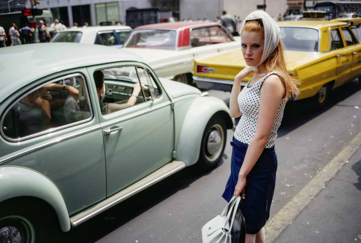 Color by Garry Winogrand - Tipi bookshop